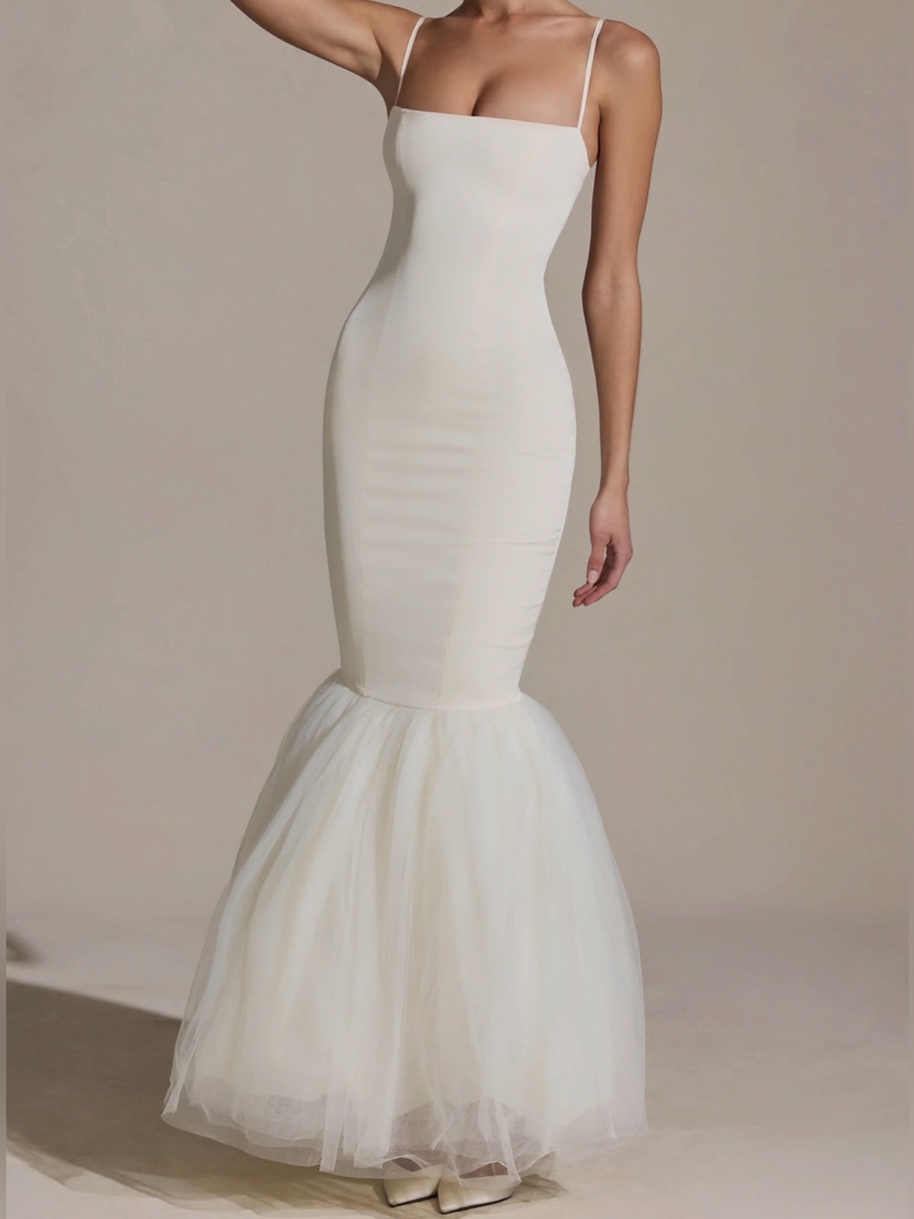 Oh Polly Adelpha Tulle Hem Fishtail Gown in Ivory - Off White - Size 8- NWT!